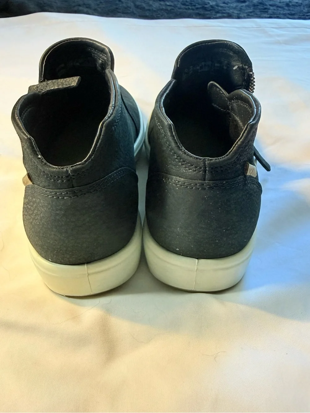 ECCO Soft 7 High Top Zip Leather Booties Sneakers Black Size EU 37 / US 6-6.5